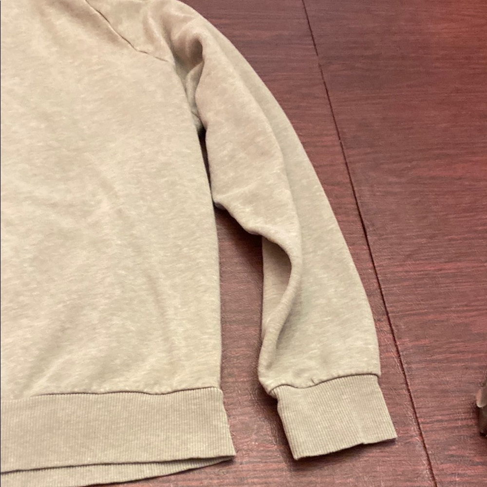 Under Armour Gray with tint of green Hoodie Sweatshirt - Picture 12 of 15